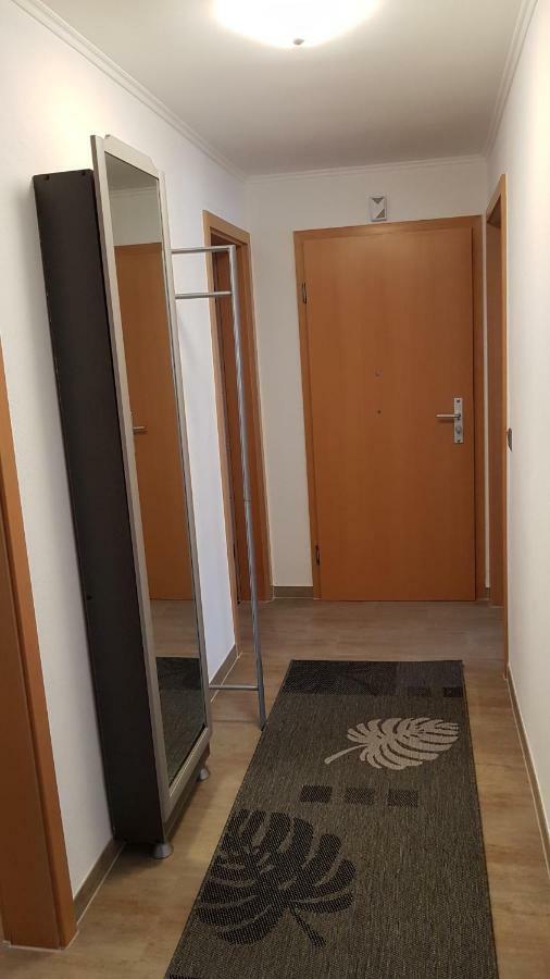Outletcity Ferienwohnung Apartment 2 Metzingen  Bagian luar foto
